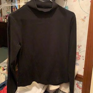 Long sleeve crew neck